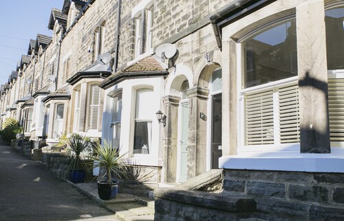 Deluxe 4 bedroom town house