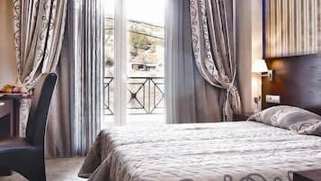 1 bedroom, minibar, in-room safe, desk