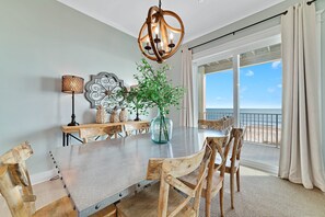 Dining - Pineapple Paradise by GSVR | Stunning Beachfront Escape w/ Heated Pool + FREE Activities/Golf (Gulf Shores)