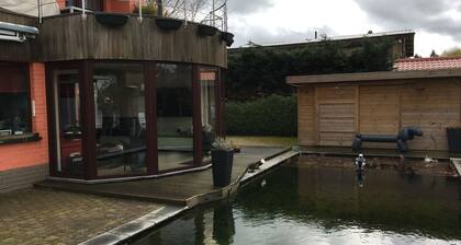 Gemütliche Villa + Schwimmer