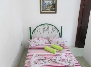 Bed sheets - Pousada Nova Opção (Bertioga)