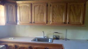 Basic Apartment | Private kitchen - 2 bedroom apartment (St. David)