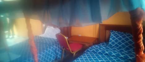 Double Room | Free WiFi, bed sheets
