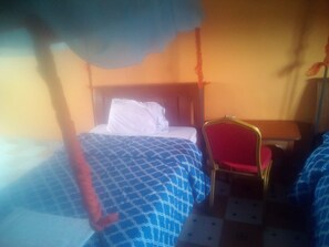 Double Room | Free WiFi, bed sheets - Kimbo Pefa Guest House (Ruiru)