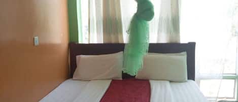 Escritorio y wifi gratis