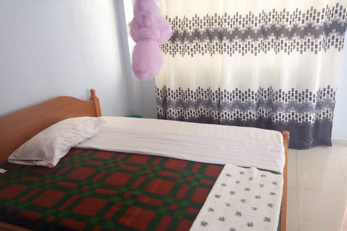 Escritorio y wifi gratis