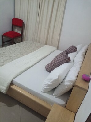 Room - JEBLEZ HOME LODGE (Busua)