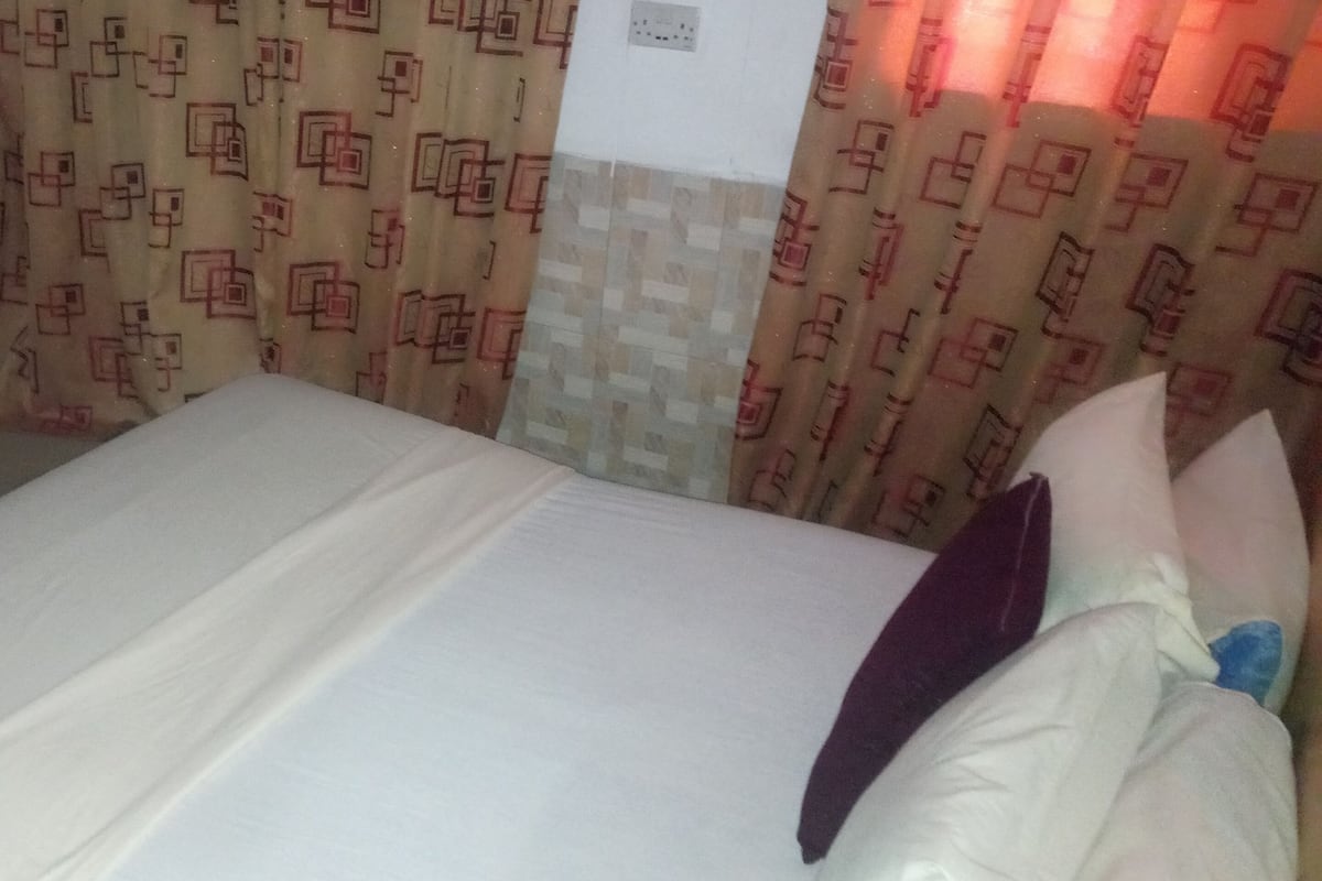 Deluxe Double Room Single Use