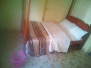 Single Room - Maleck Guest Rooms (Ruiru)