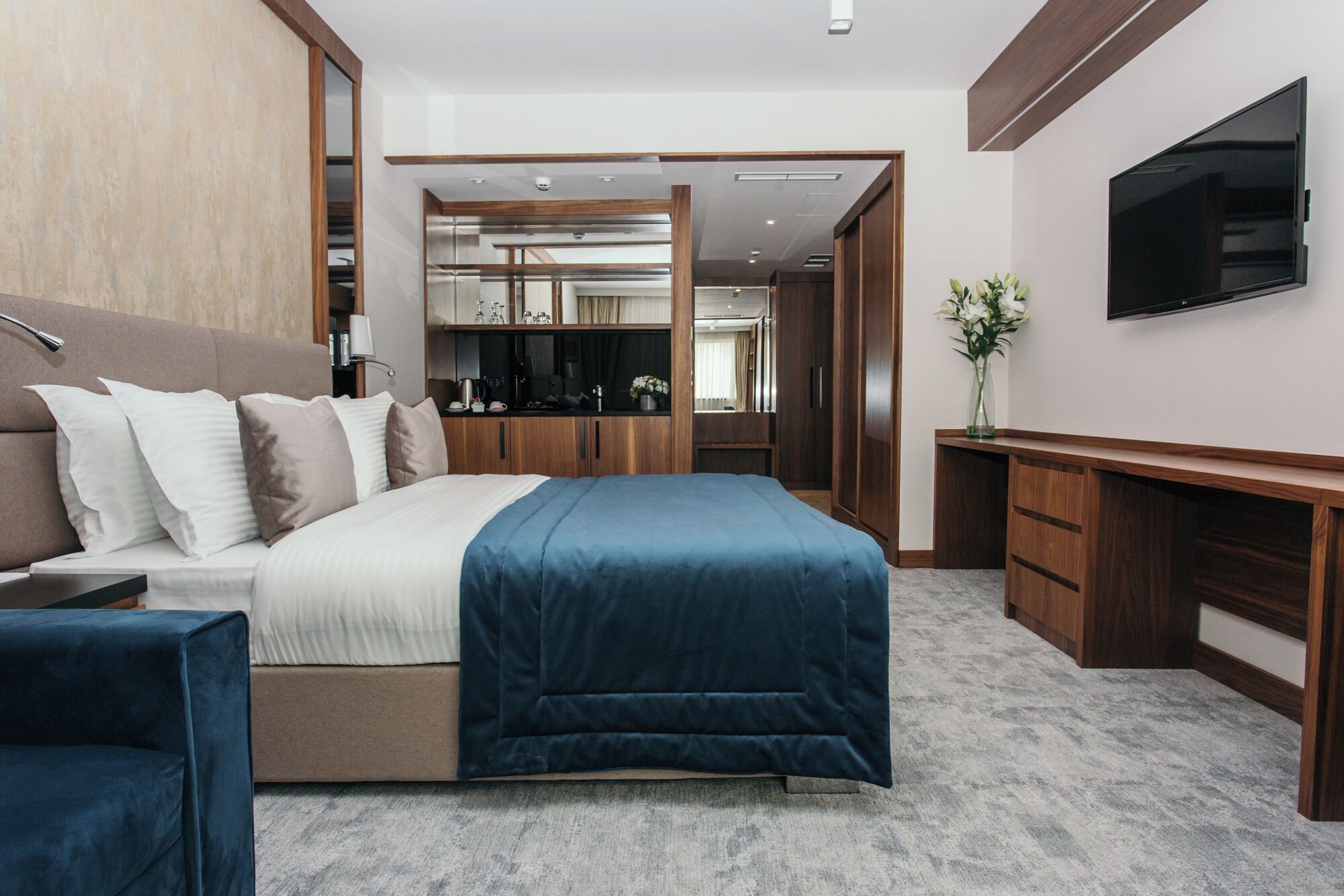 superior room | 1 bedroom, hypo-allergenic bedding, minibar, in-room safe