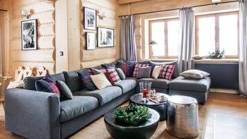 Småhus – design | Strykejern/-brett, wi-fi (inkludert) og sengetøy