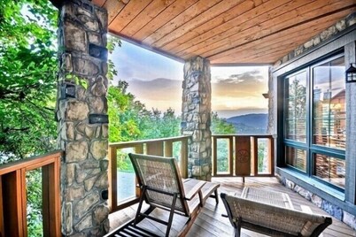 Equinoxe by Tremblant Platinum