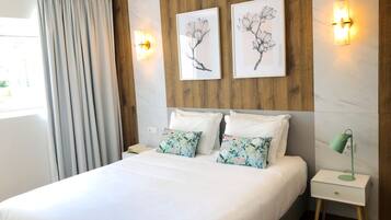 Double Room | Desk, free WiFi, bed sheets