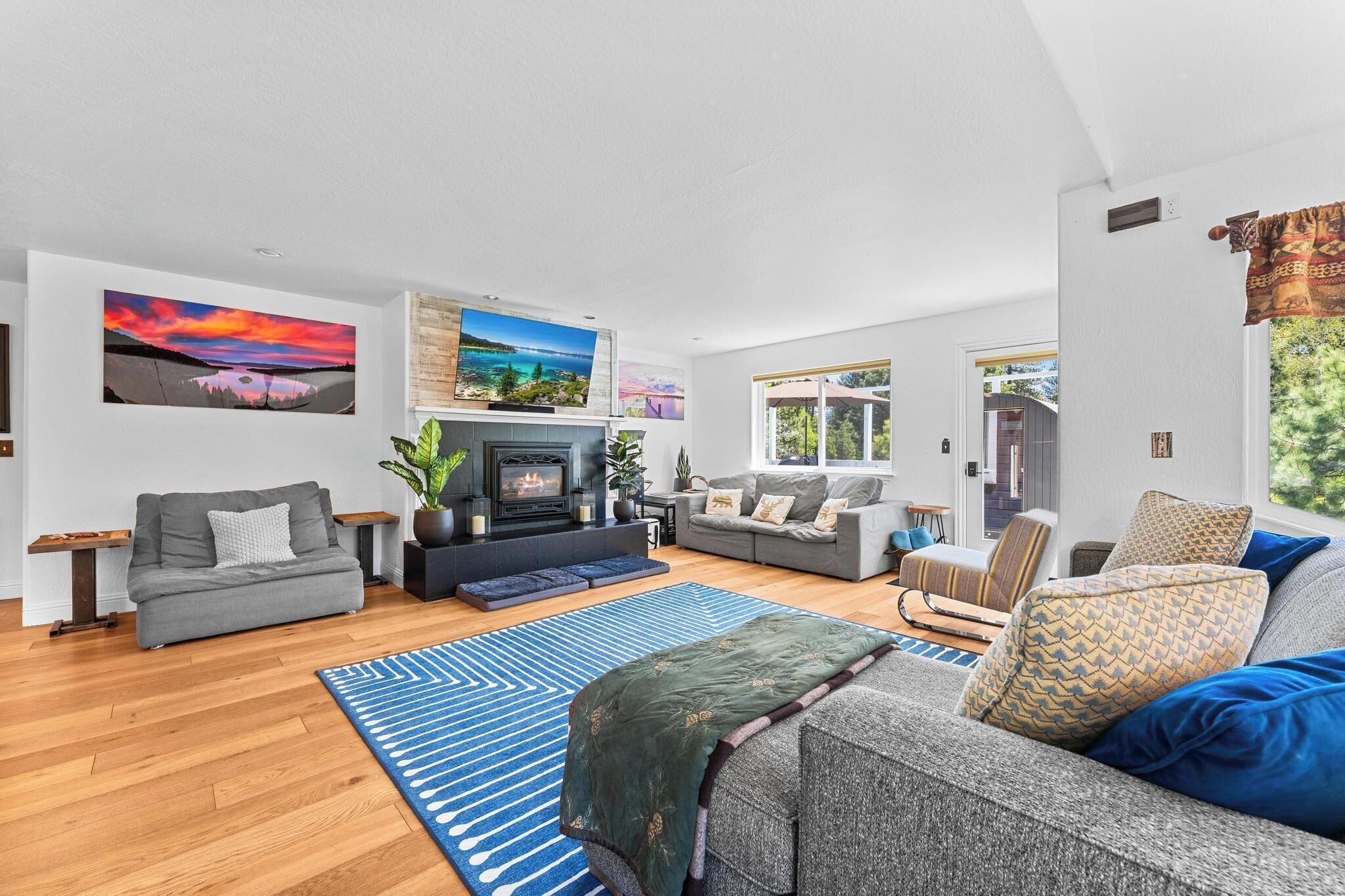 TV, fireplace, video games, stereo