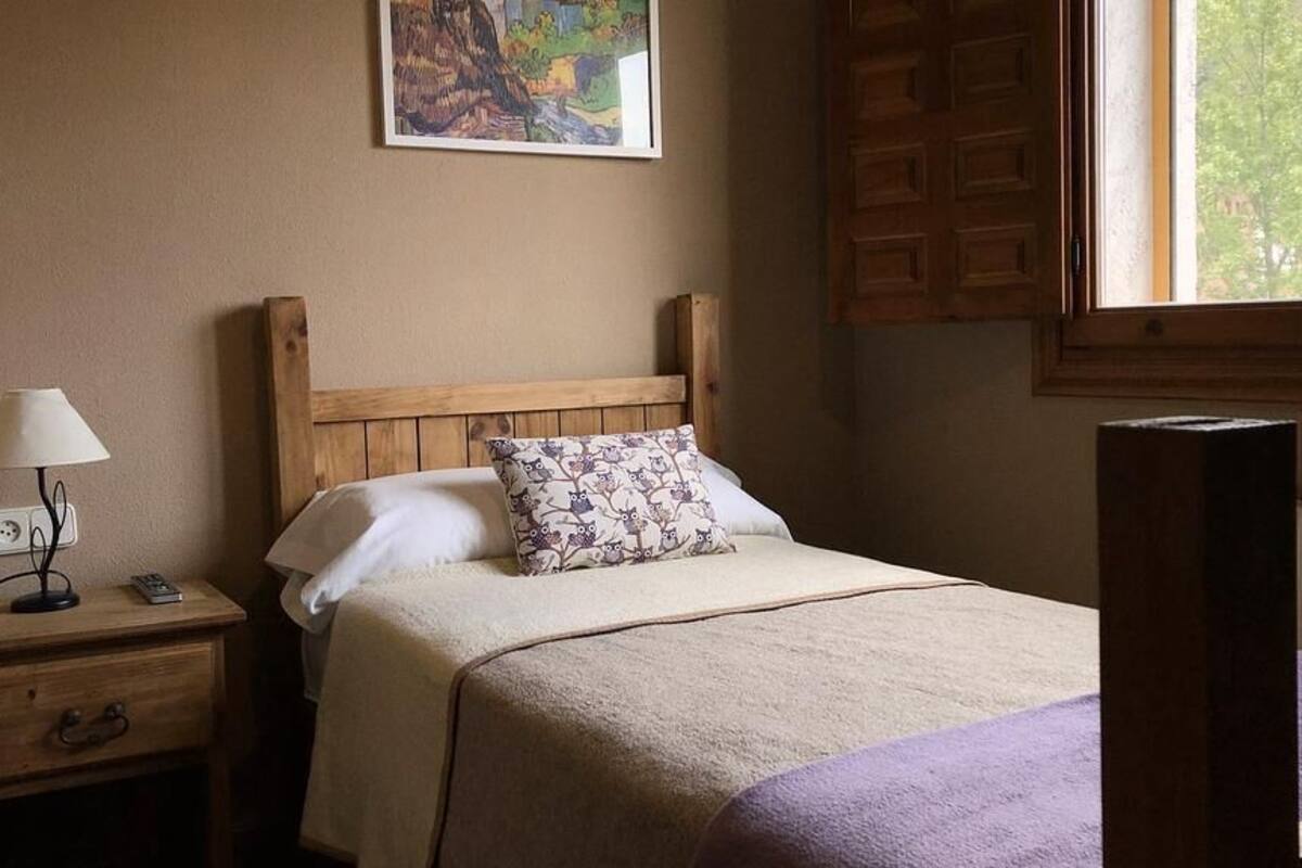 Traditional Single Room