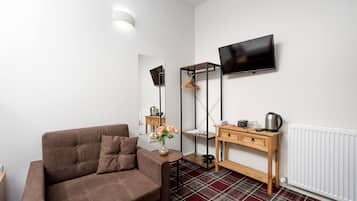 Habitación triple (6) | Sistema de insonorización, wifi gratis, ropa de cama