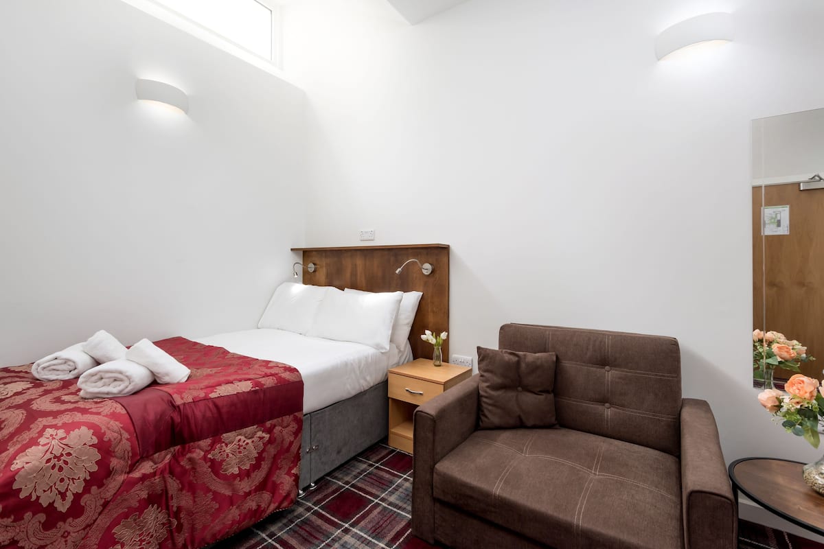 Triple Room (6)
