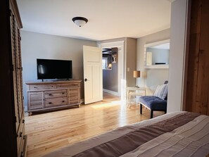 2 chambres, fer et planche à repasser, lit parapluie, Wi-Fi gratuit