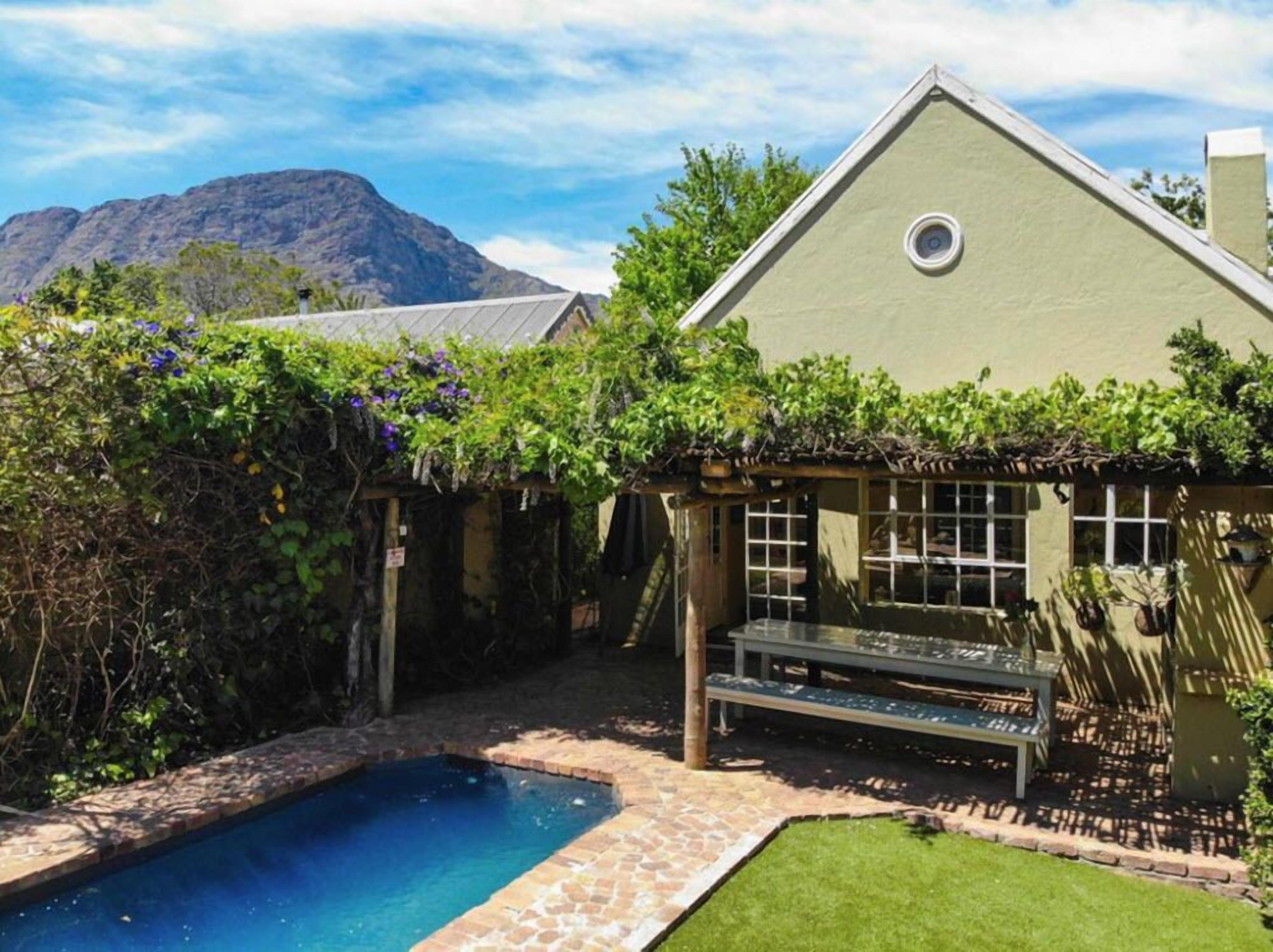 Comfort House, Private Pool (The Bolt Hole) | Teres/patio