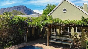 Maison Confort, piscine privée (The Bolt Hole) | Terrasse/Patio