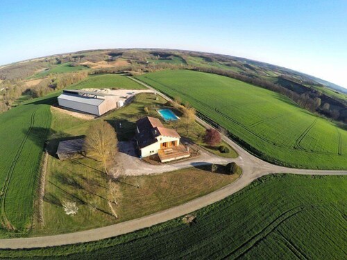 Gîte grande capacité avec piscine privée - Sud-Ouest
