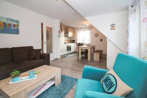 Appartamento, 1 camera da letto | Soggiorno | TV a schermo piatto