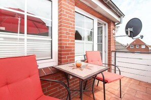 Apartment, 1 Bedroom | Terrace/patio - Apartments Krabbenweg (Krummhoern)