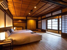 Twin Room | Premium bedding, down comforters, individually decorated