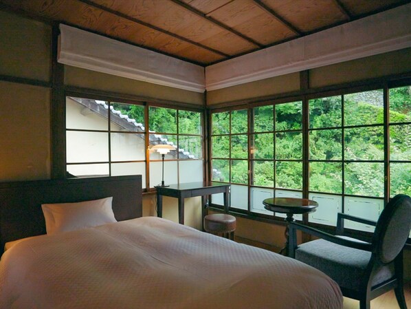 Hochwertige Bettwaren, Daunenbettdecken, individuell dekoriert