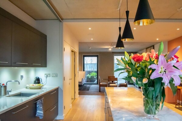 Four, plaque de cuisson, lave-vaisselle