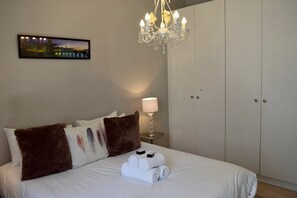 1 habitación y ropa de cama 