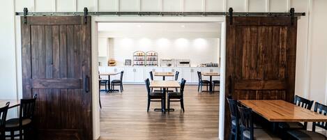 Free daily continental breakfast