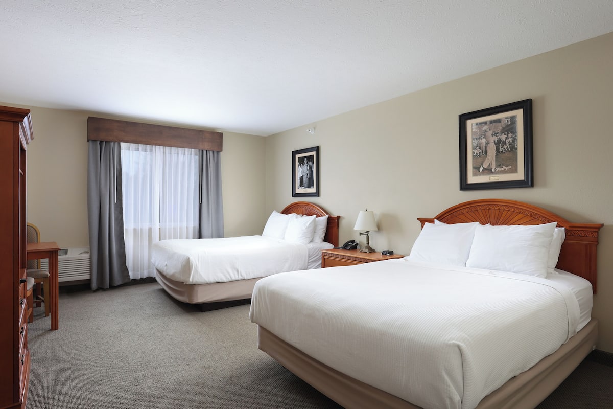 standard double room | desk, laptop workspace, blackout curtains, iron/ironing board