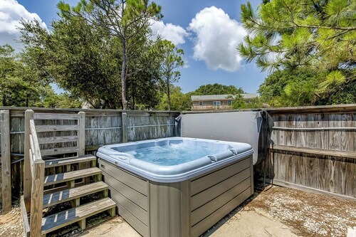 Our Happy Place | Dog Friendly, Private Pool, Hot Tub | Kitty Hawk