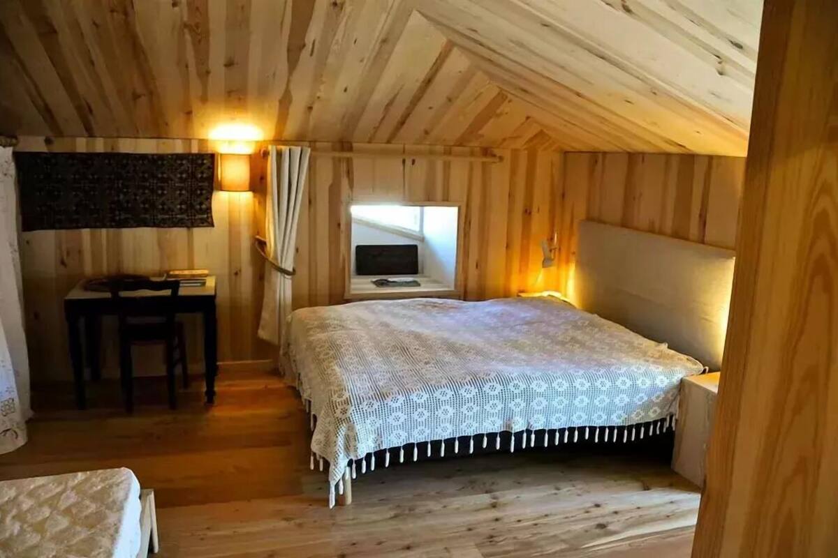 Quarto triplo | Berços grátis
