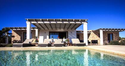 Santolina en Can Corda, Chalet 4 Dormitorios 3 Baños con piscina en Cap de Barbaria Formentera