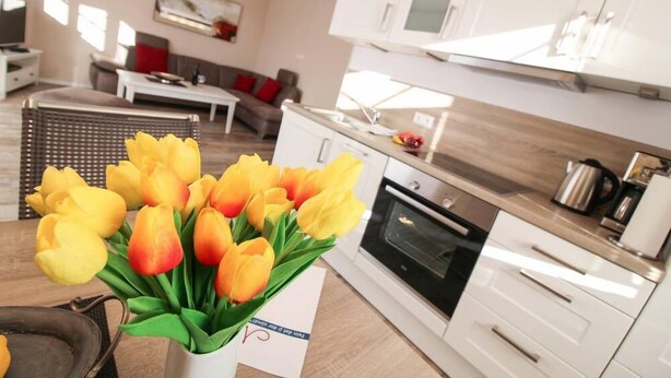 Apartment, 2 Bedrooms | Private kitchen - Möhlendiek (Krummhoern)