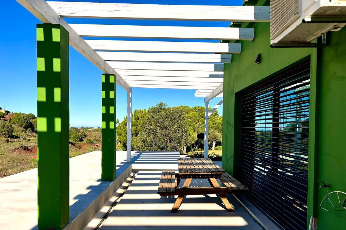 Villa Oliveira | 高級寝具、ノートパソコン用作業スペース、WiFi (無料)、客室ごとに異なる装飾