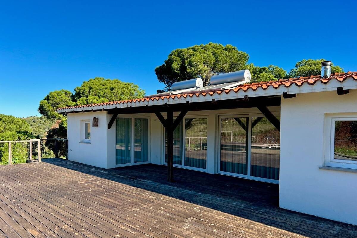 Villa Do Campo | 高級寝具、ノートパソコン用作業スペース、WiFi (無料)、客室ごとに異なる装飾