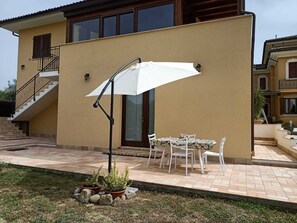 Outdoor dining - Residence Il Gatto e la Luna - Appartamento Stella (Civitanova Marche)