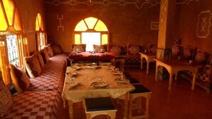 Restaurant - Auberge Restaurant La Petite Gorge (Toudgha El Oulia)