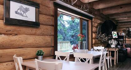 Rock Lake Lodge - Komplette Lodge und 4 Kabinen zusammen als ein Paket.