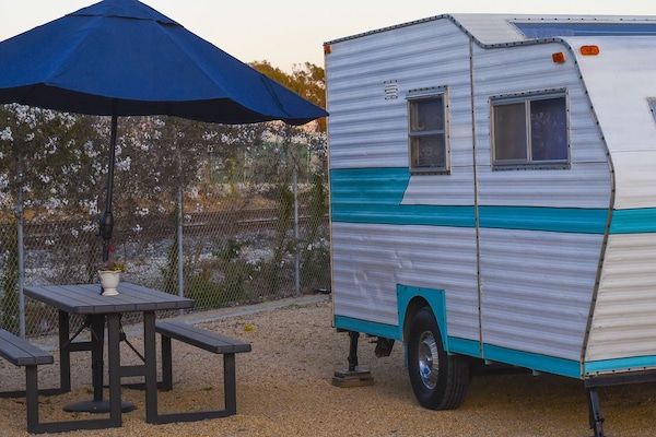 The Vintage Camper at Waypoint Ventura