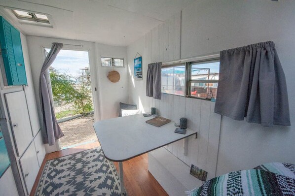 Safe på rommet, wi-fi og sengetøy