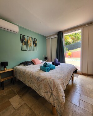 2 bedrooms, iron/ironing board, free WiFi, bed sheets - T3 with access and view Private Pool, Classified *** (Trois-ilets)