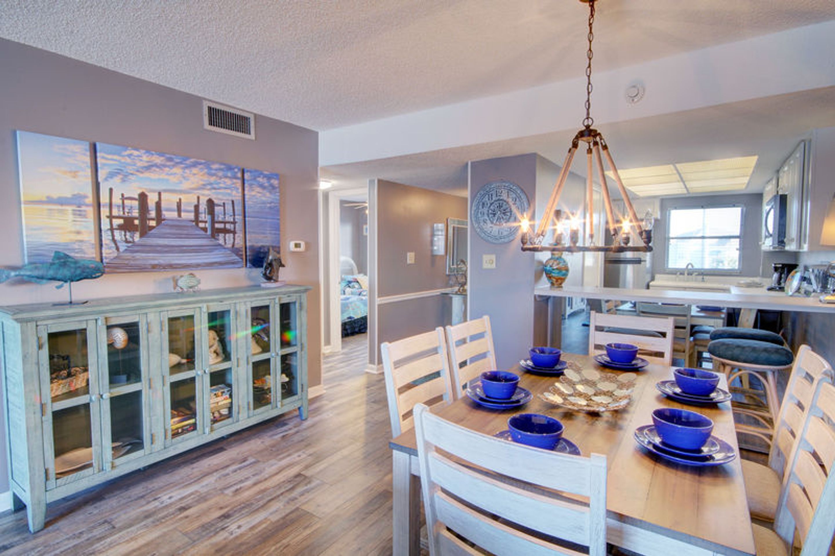 Condo, 2 Bedrooms | Private kitchen | Fridge, microwave, oven, stovetop