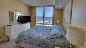 12 bedrooms, free WiFi, individually decorated, individually furnished - El Matador -gulf View (Fort Walton Beach)