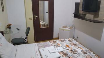 1 bedroom, minibar, free WiFi, bed sheets