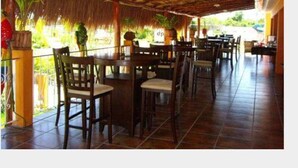 Daily cooked-to-order breakfast for a fee - Hotel Y Restaurante Hacienda Campestre (Chetumal)