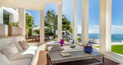 INCREDIBLE MODERN VILLA WITH THE BEST VIEW